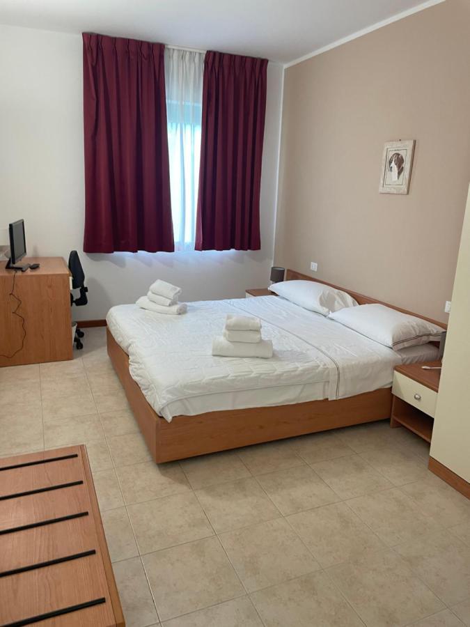 Sportland Hotel Colle Val D'Elsa Kültér fotó